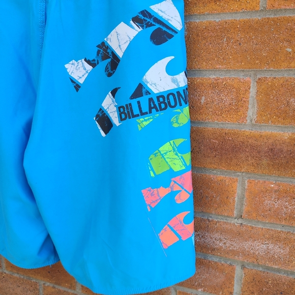 Billabong Short W34 Blue Shorts With Graphic - Picture 6 of 7